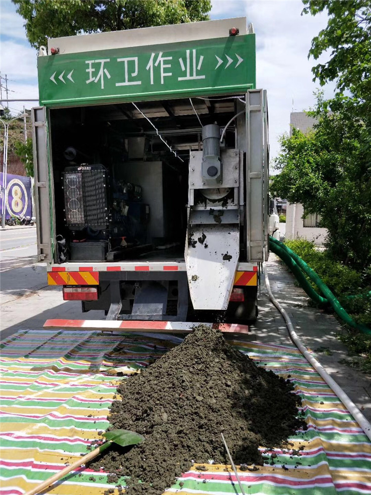 吉木萨尔淤泥干湿分离